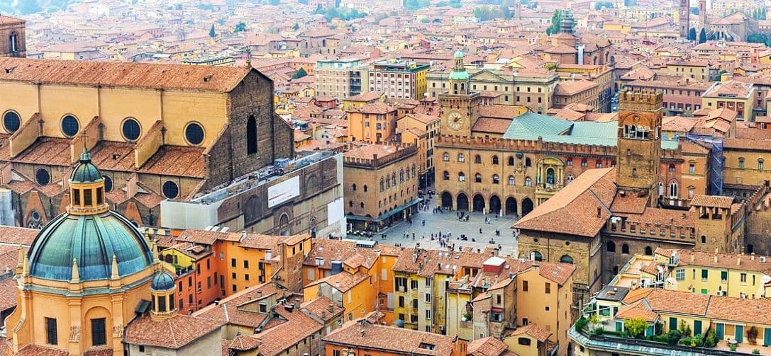 Day Trip: Milan to Bologna with Food & Wine Tasting