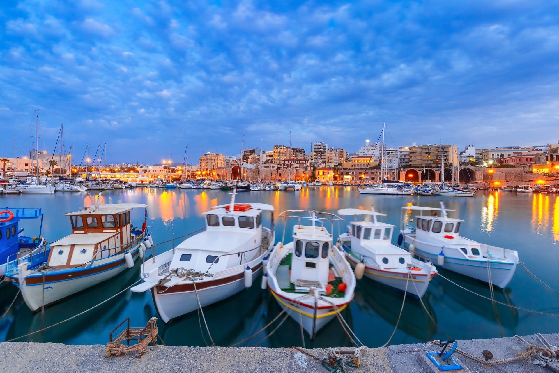 Knossos Palace & Heraklion from Elounda