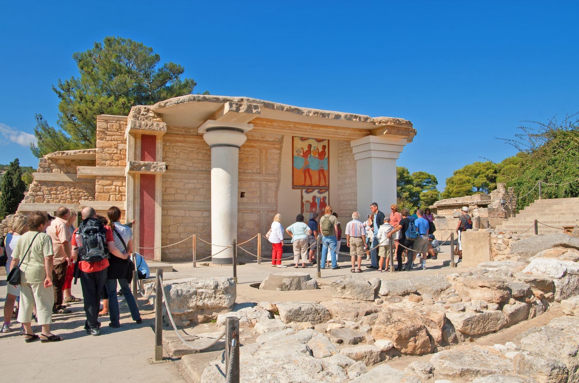 Rethymnon to Knossos Palace & Wine Tasting