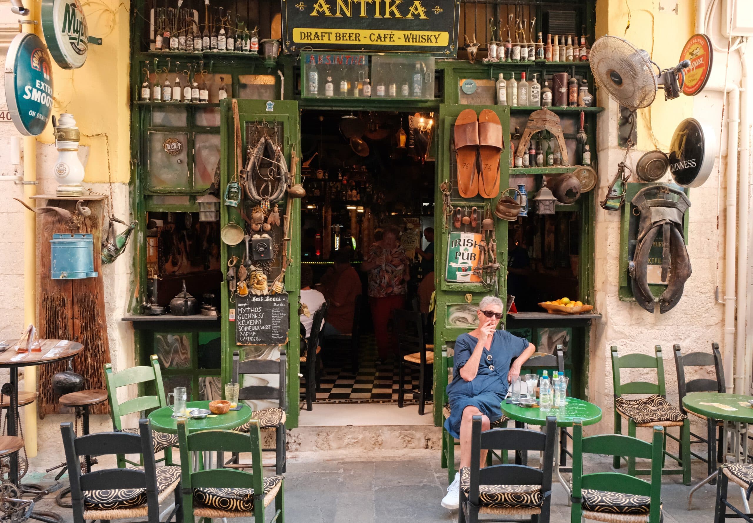 Rethymnon,,Greece,-,09,October,,2023:,Stylish,Irish,Pub,Exterior