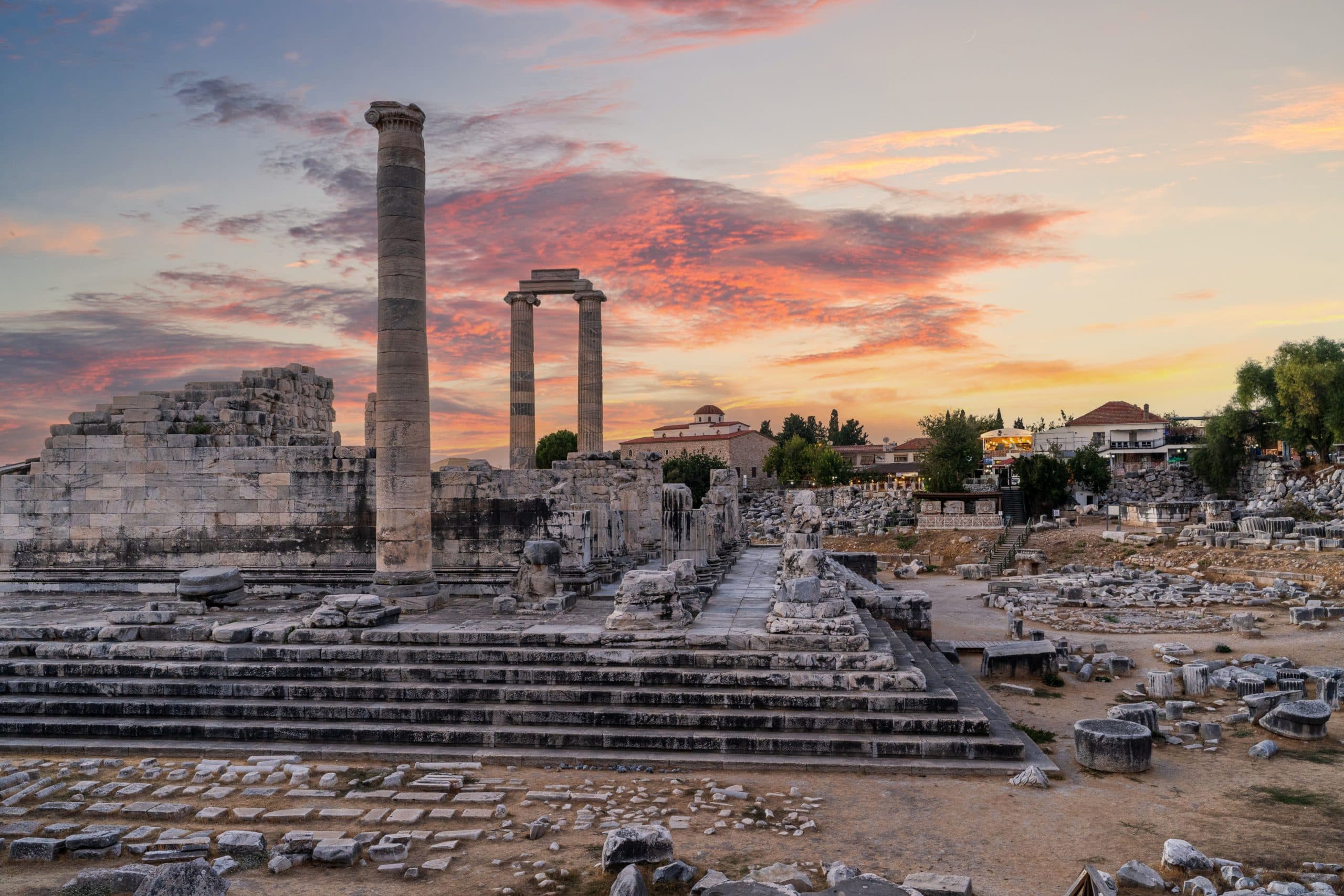 The,Apollo,Temple,View,In,Didim,Town,Of,Turkey