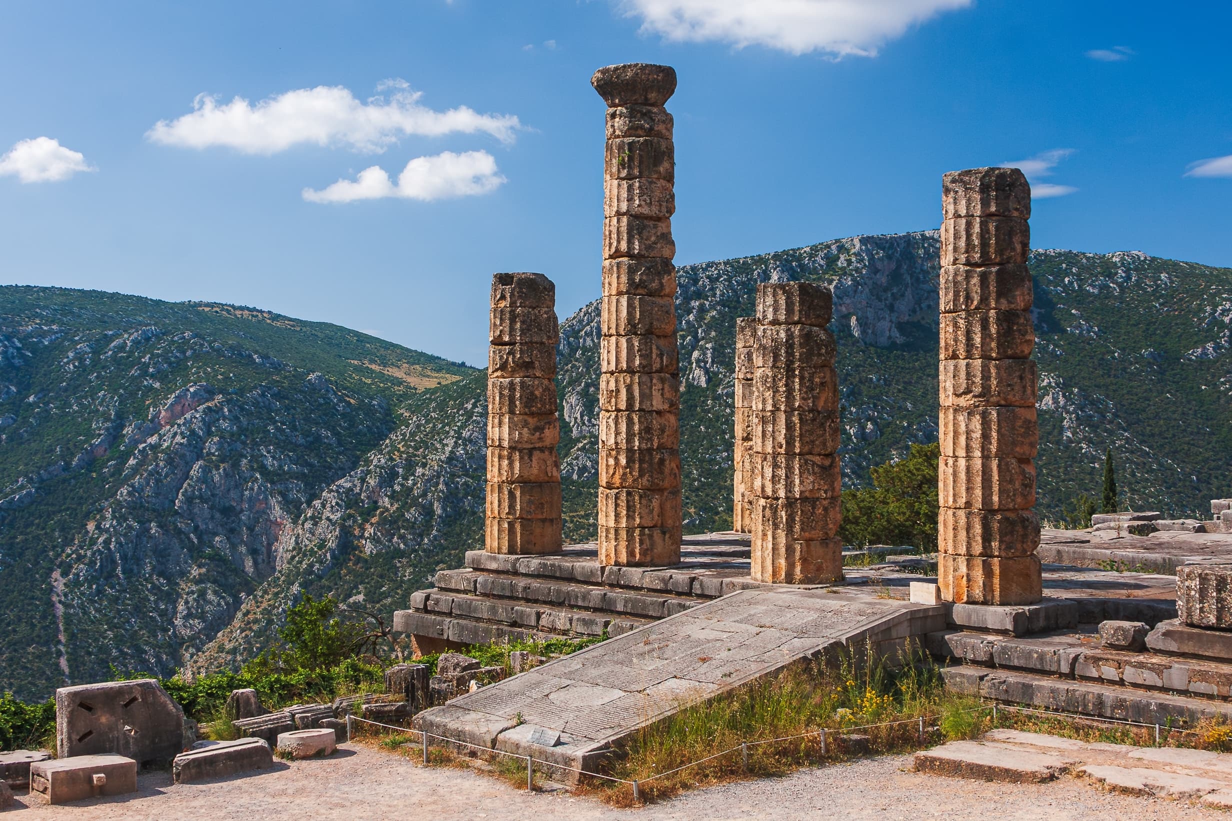Private Tour from Athens to Delphi Archaeological Site