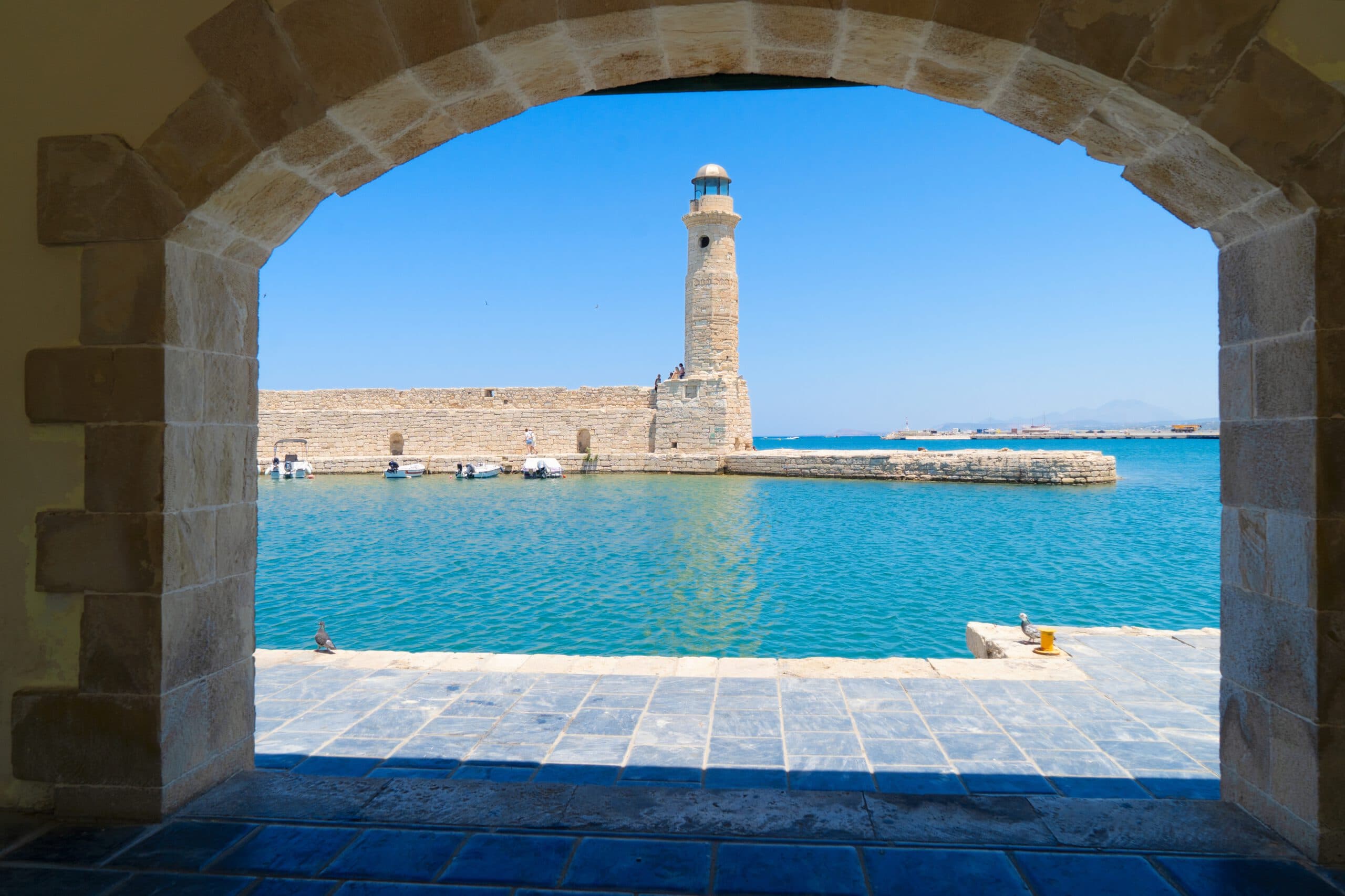 Harbor,And,Lighthouse,Of,Rethymno,Old,Town,,Crete,,Greece,,Retro