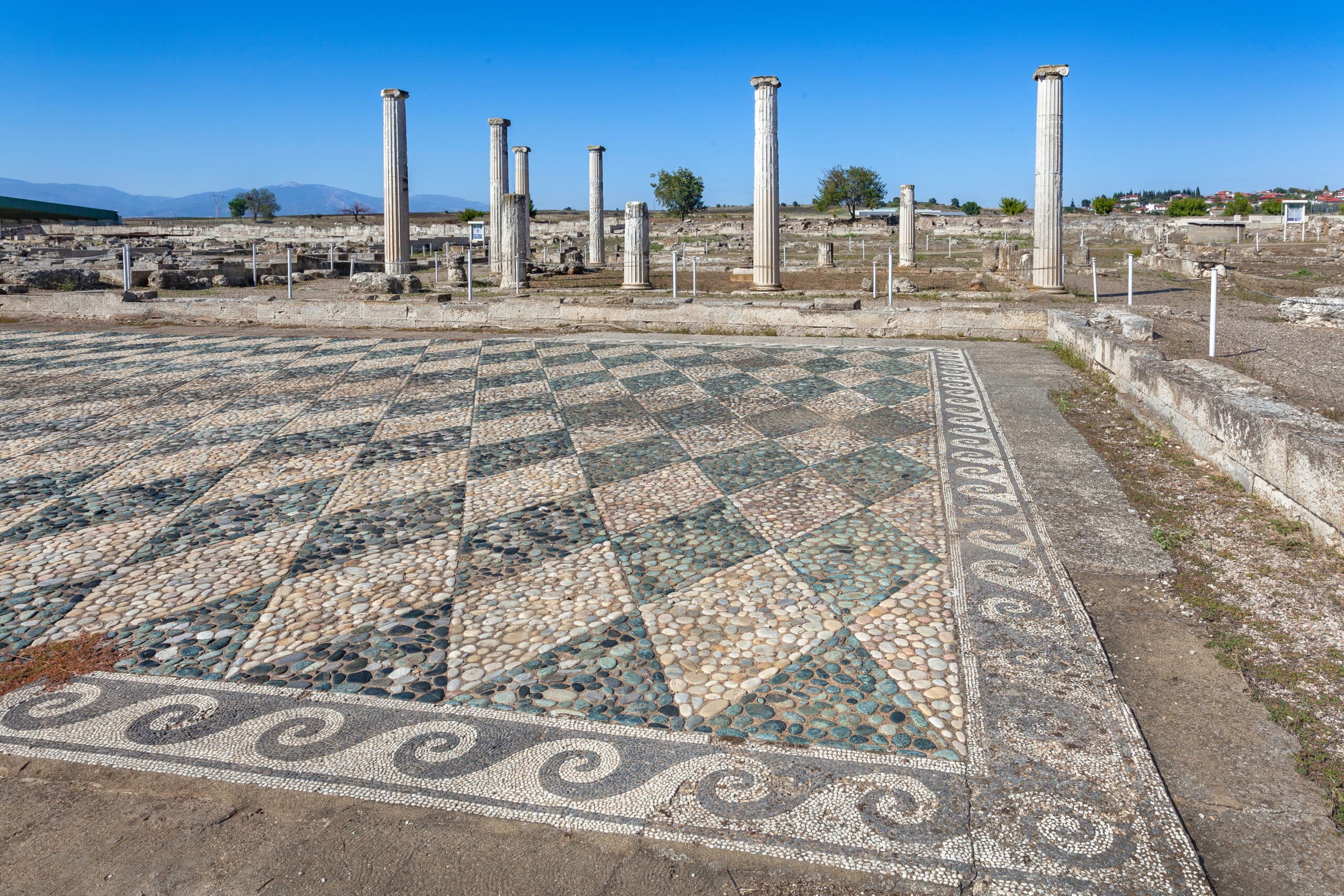 Private Thessaloniki - Tour to Veroia & Vergina & Pella
