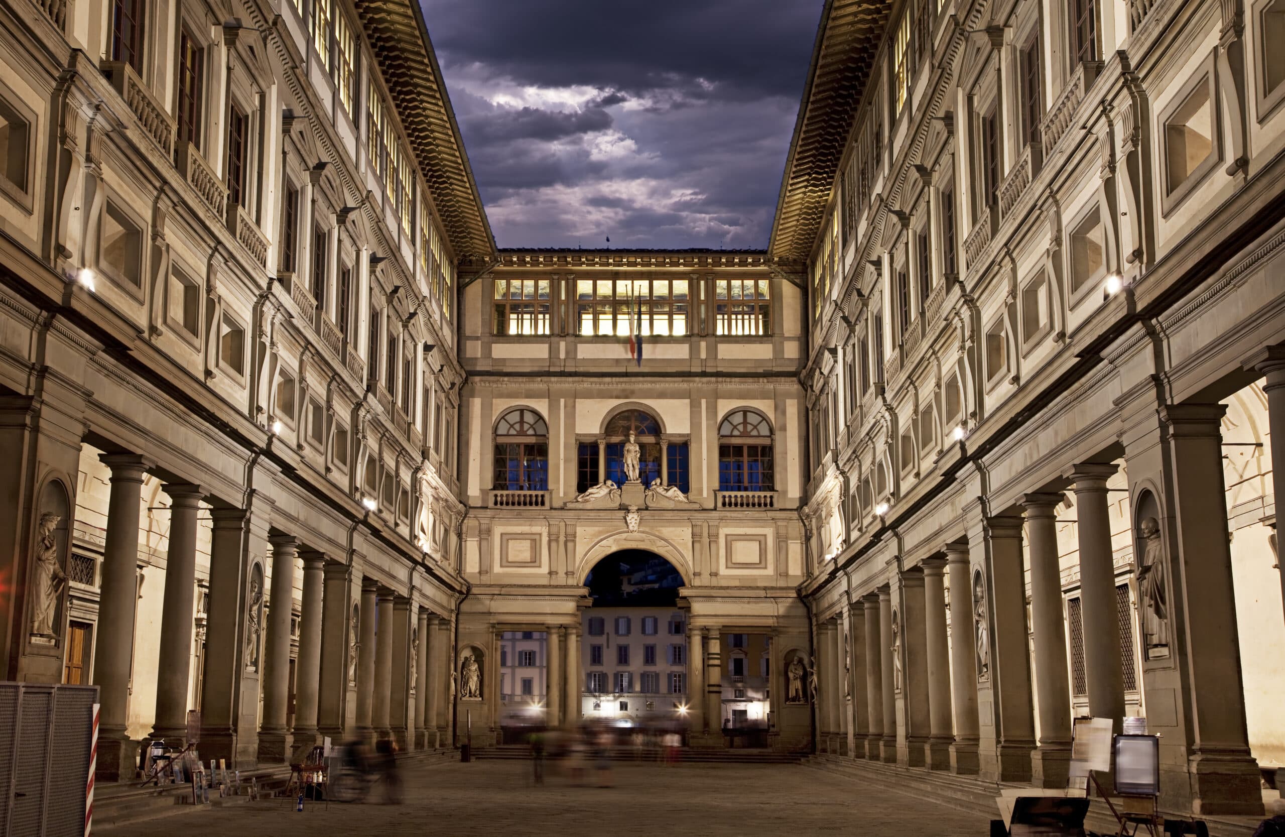 Florence Private: 4-hour tour on foot visiting Accademia and Uffizi