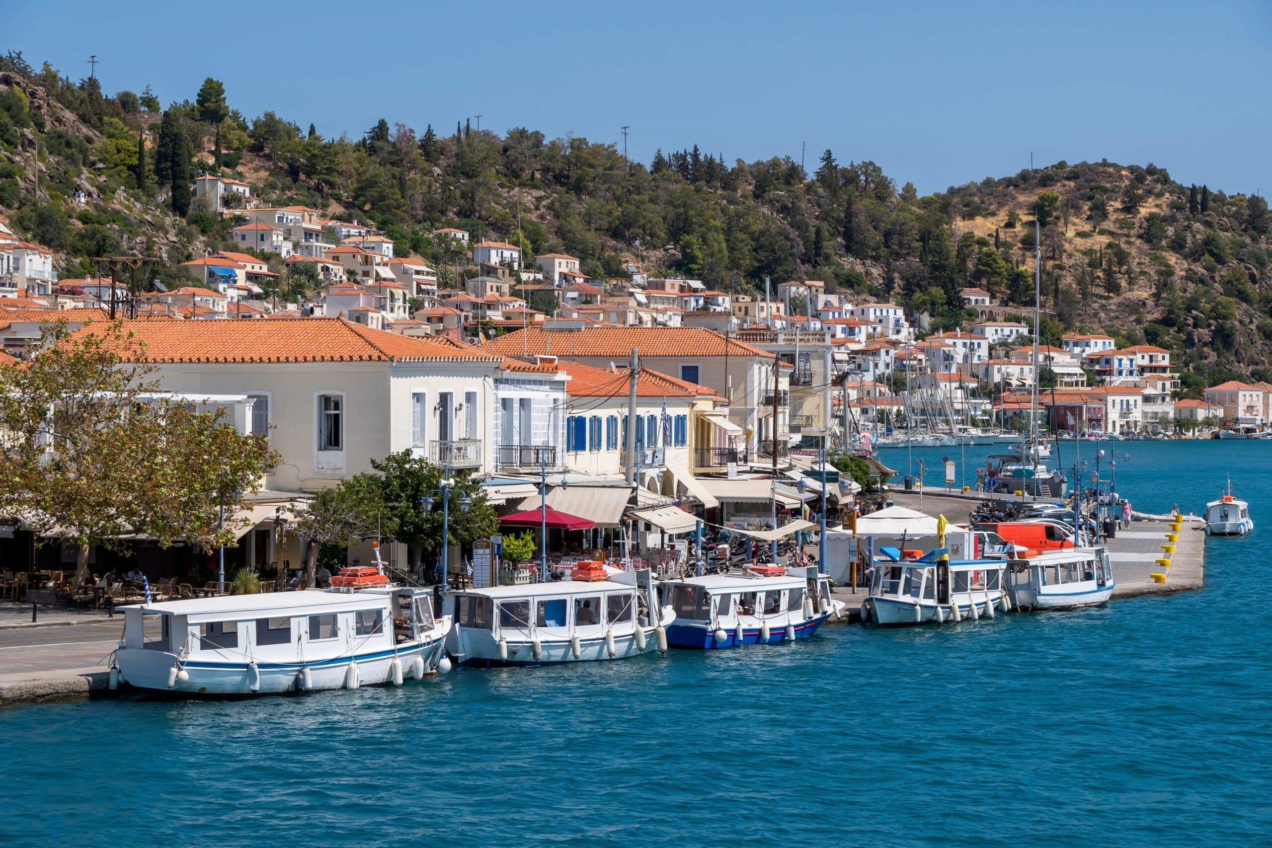 Saronic,Islands,,Greece,-,September,05,,2025:,Boats,And,Coast