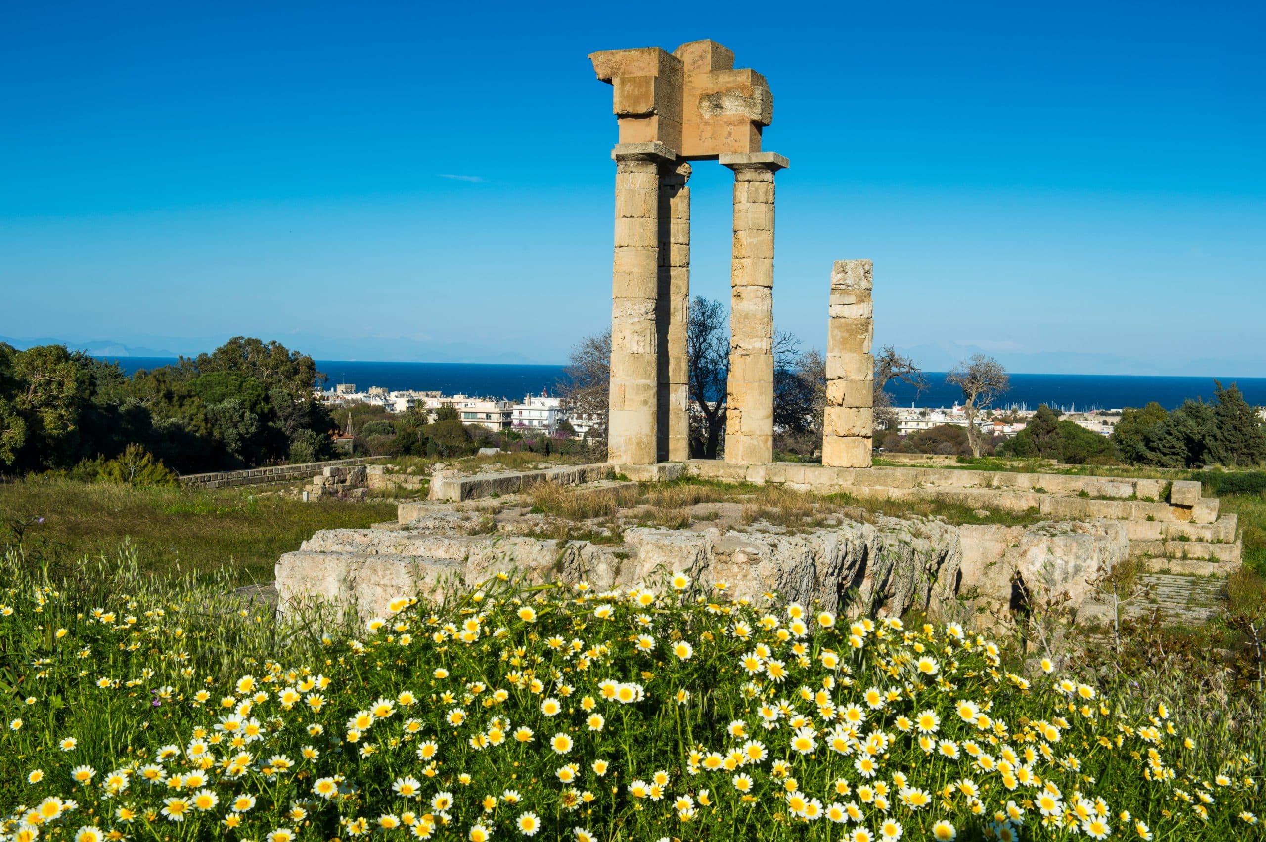 Temple,Of,Apollo,At,The,Acropolis,,Rhodes,,Dodecanese,,Greek,Islands,