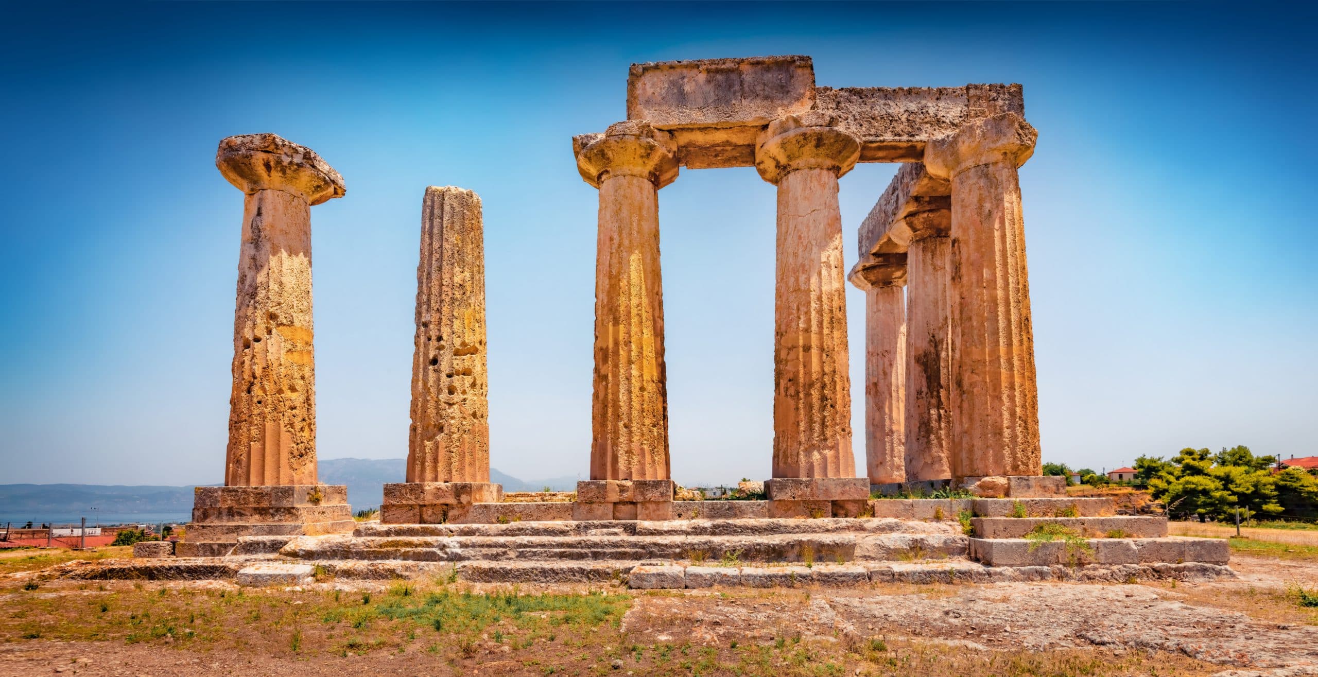 Stunning,Summer,View,Of,Ruins,Of,Roman,City,-,Corinth.