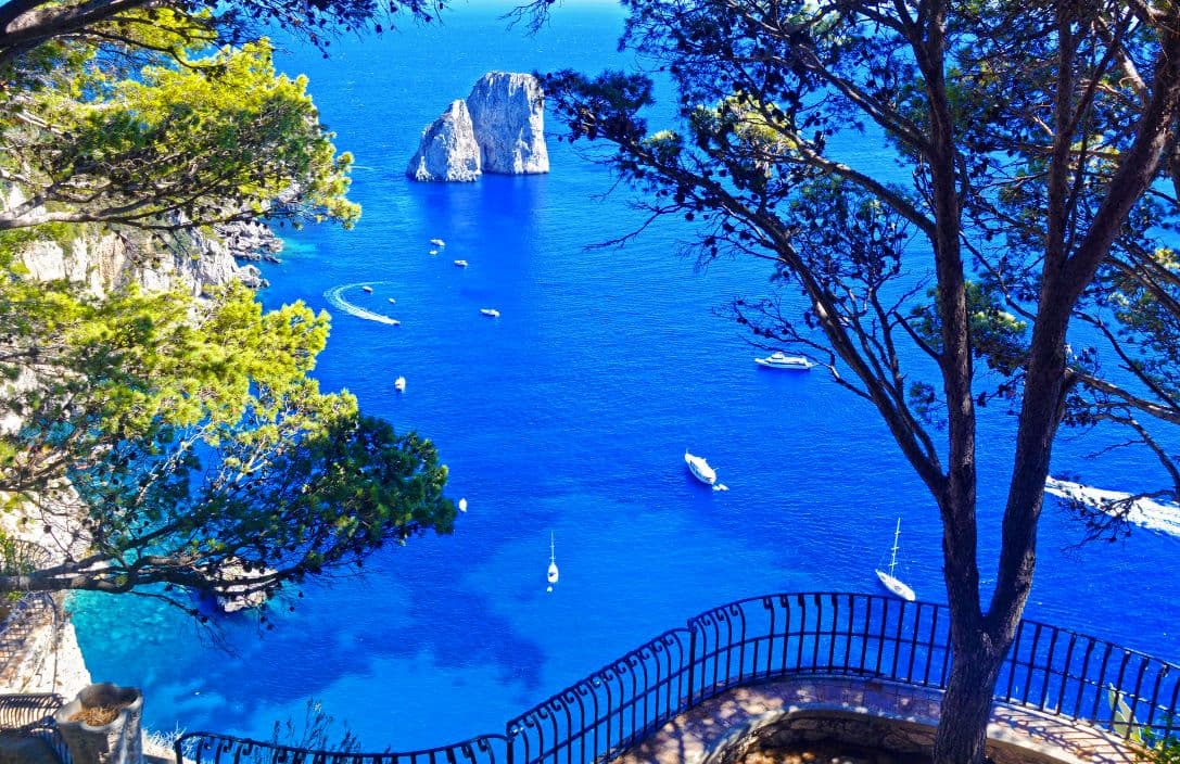Half Day Boat Excursion around Capri