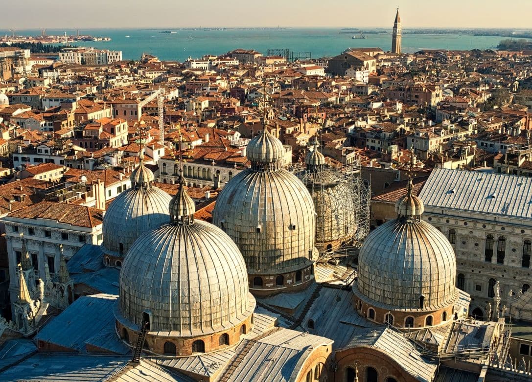 Walking Tour: Secret Venice