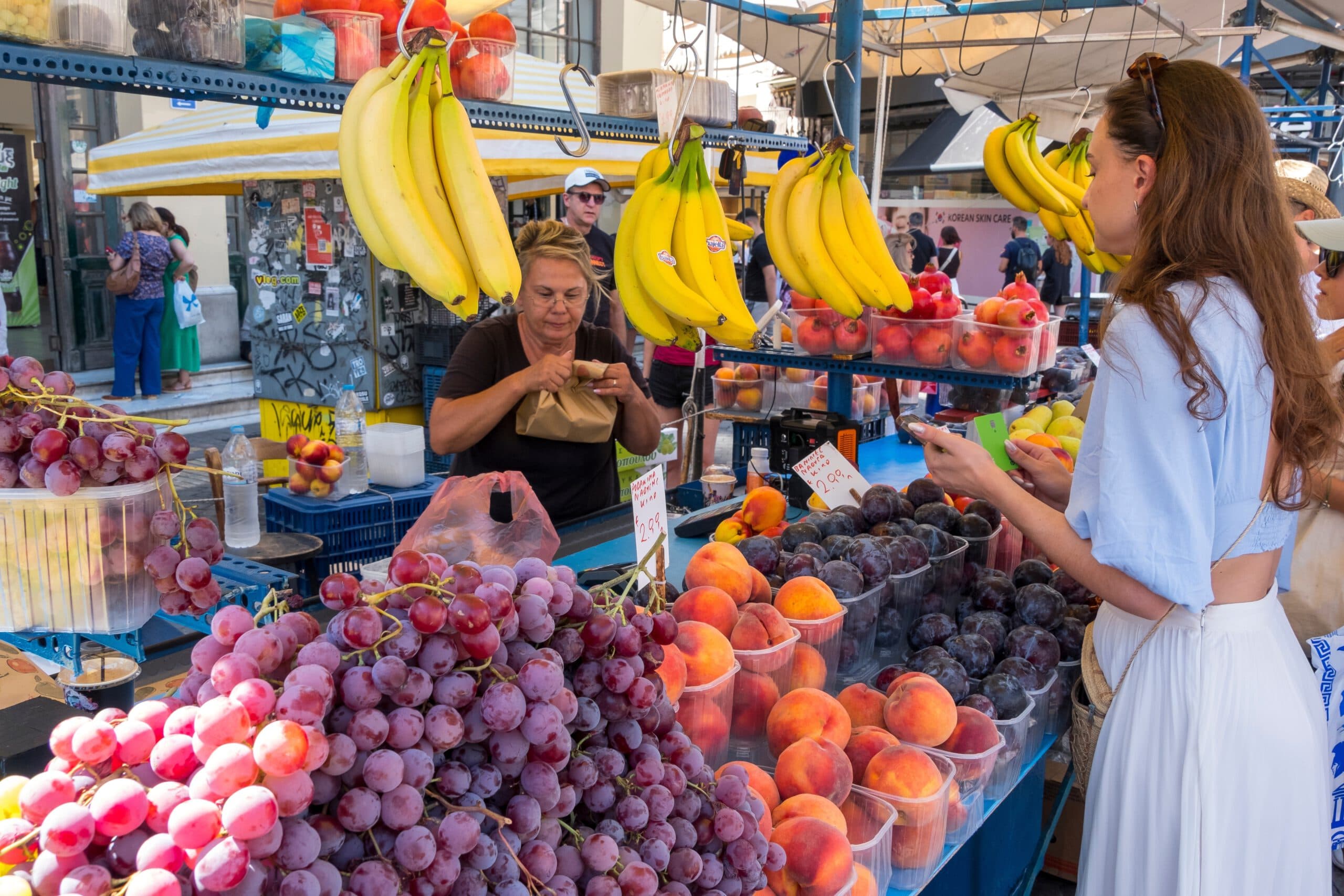 Attica,,Greece,-,September,10,,2025:,Fruit,Stand,In,Monastiraki